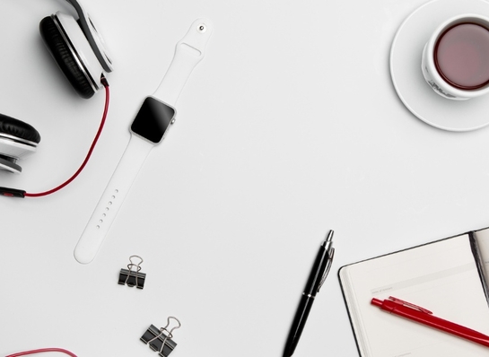 Gadżety firmowe dla pracowników - pomysły na drobny upominek