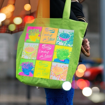 Farba fluorescencyjna 