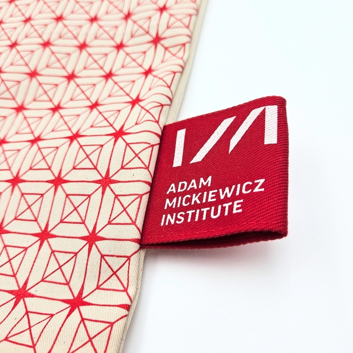 Etykiety, metki i zawieszki